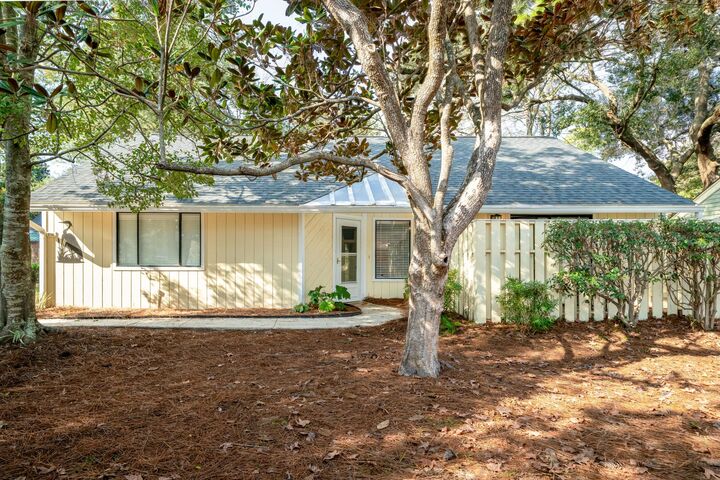 Property Photo:  1116 Daffodil Lane  SC 29464 