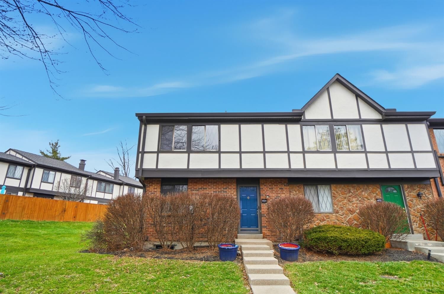 Property Photo:  454 Dartmouth Circle  OH 45244 