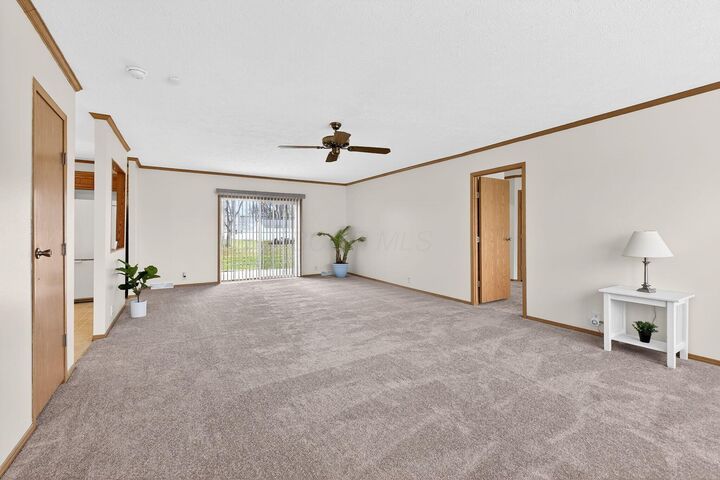 Property Photo:  484 Cedarwood Road  OH 43207 