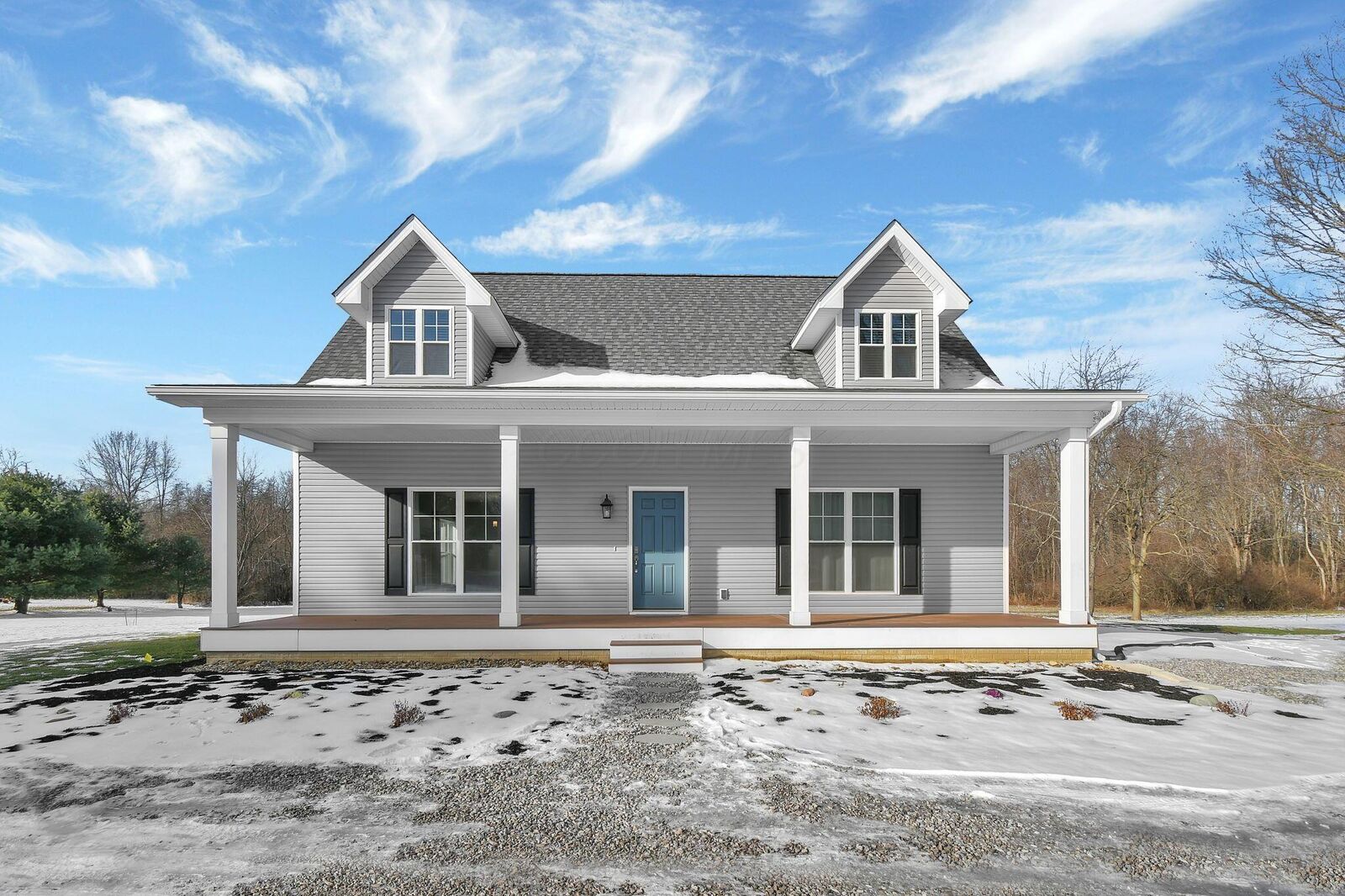 Property Photo:  4612 Harlem Road  OH 43021 