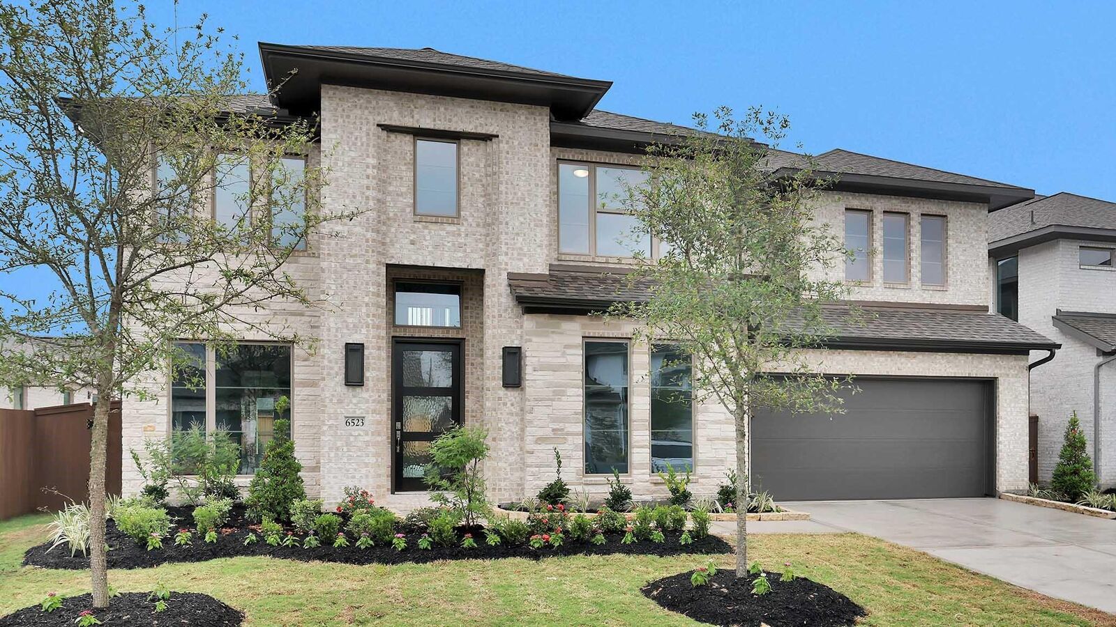 Property Photo: 6523 Yellow Rose Court TX 77578