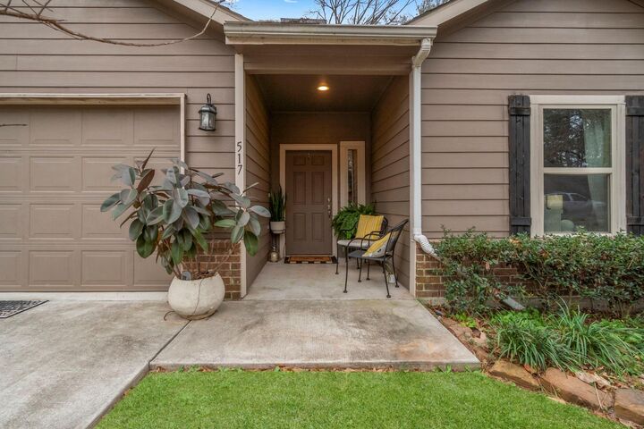 Property Photo:  517 Chickasaw Drive  TX 77316 