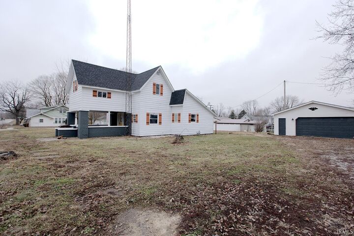 Property Photo:  140 E Commerce Street  IN 46951 