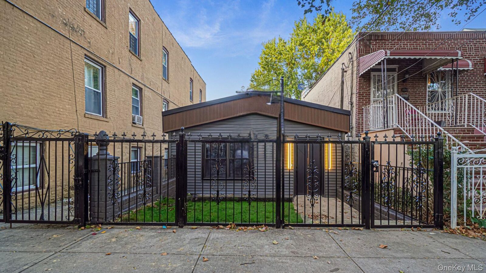 Property Photo:  1143 E 224th Street  NY 10466 