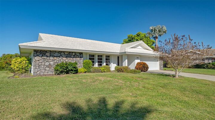 Property Photo:  475 Picasso Drive  FL 34275 