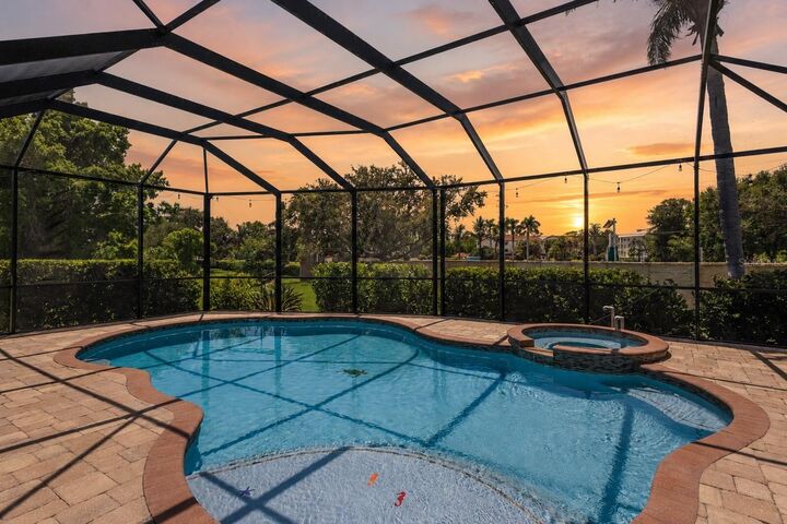 Property Photo: 3618 Summerwind Circle FL 34209