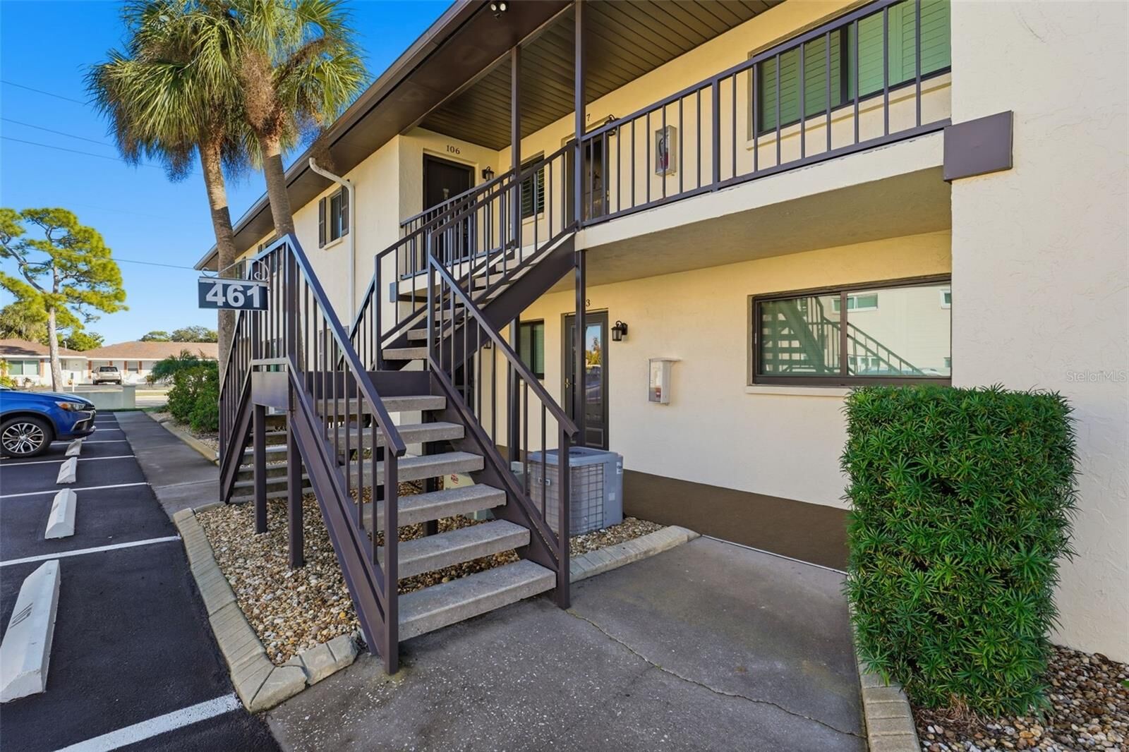 Property Photo:  461 Airport Avenue E 106  FL 34285 