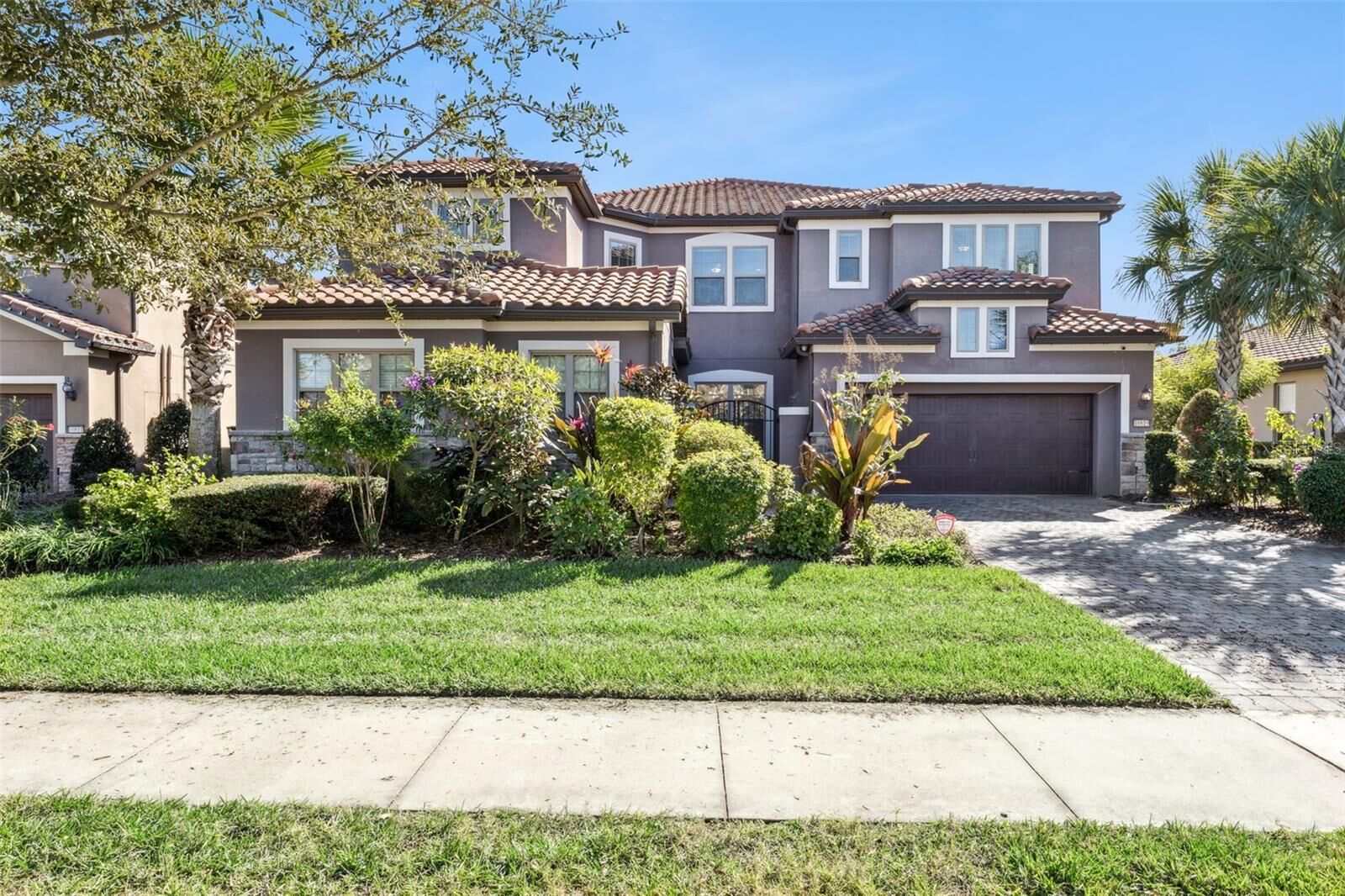 Property Photo:  10819 Savona Way  FL 32827 