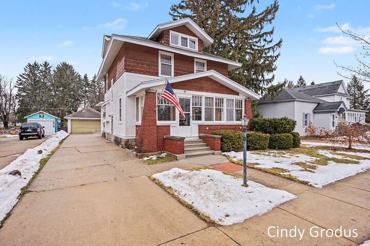 Property Photo:  49 W Main Avenue  MI 49464 