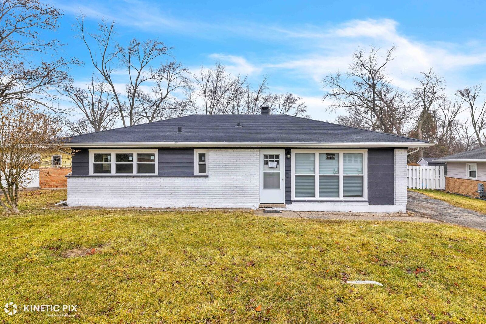 Property Photo:  124 Nauvoo Street  IL 60466 