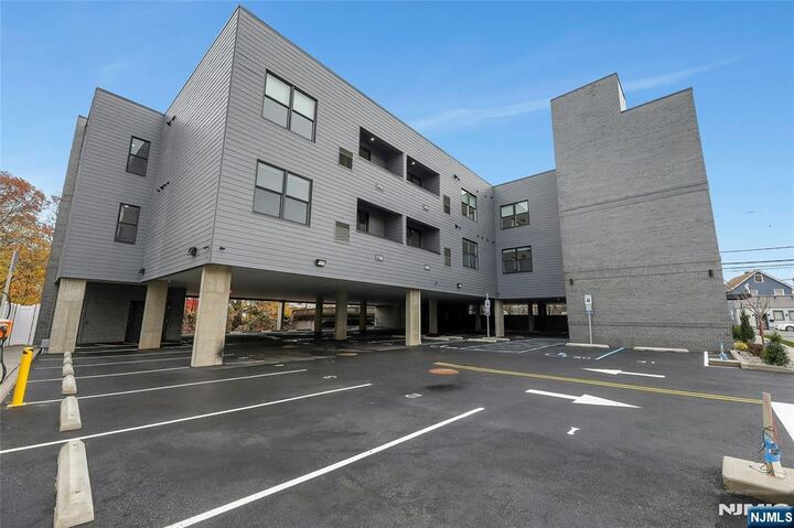 Property Photo:  255 Ridge Road 204  NJ 07071 