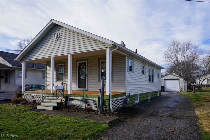 Property Photo:  718 Virginia Avenue  OH 44306 