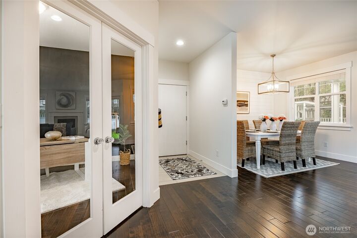 Property Photo:  5318  Coastal Loop  WA 98230 