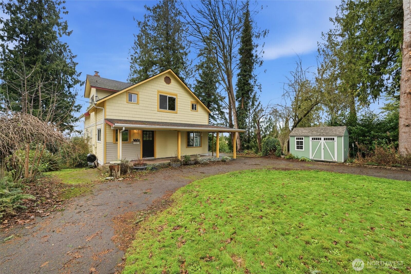Property Photo:  1215 S 10th Street  WA 98274 