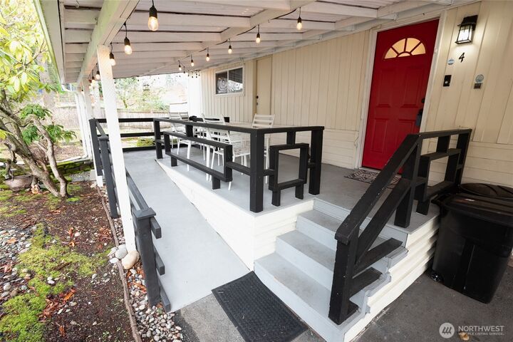 Property Photo:  5220  176th Street SW  WA 98037 