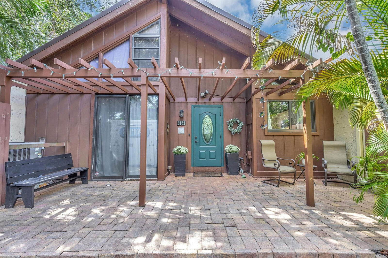 Property Photo:  6151 NW 34th Way  FL 33309 