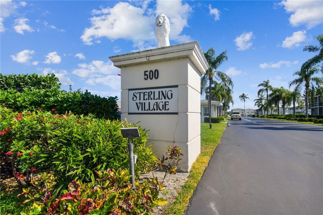 Property Photo: 530 E Horizons 303 FL 33435