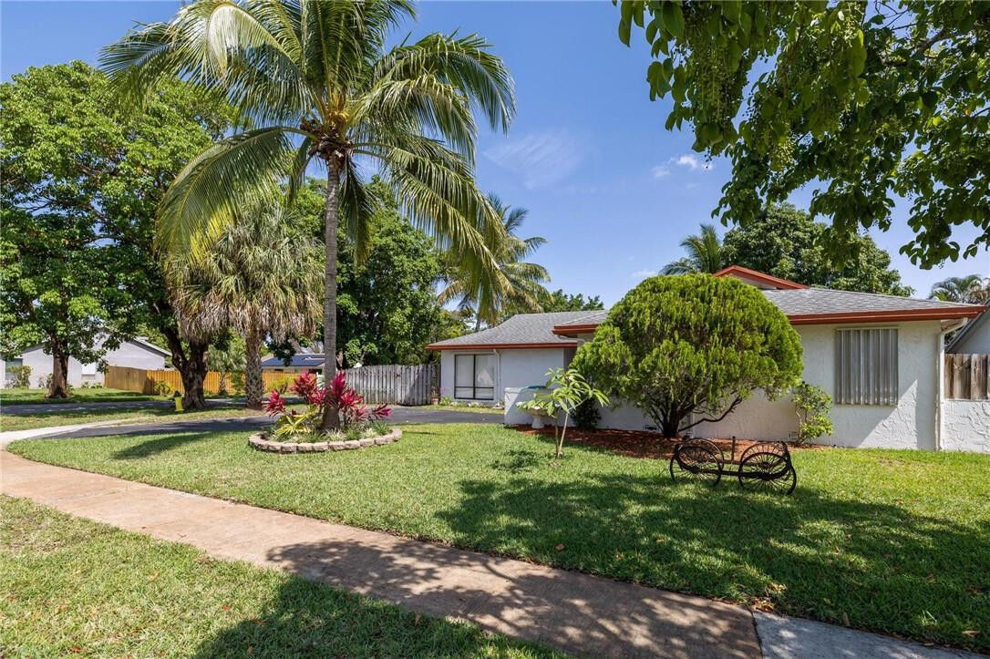 Property Photo:  8651 NW 47th Court  FL 33351 