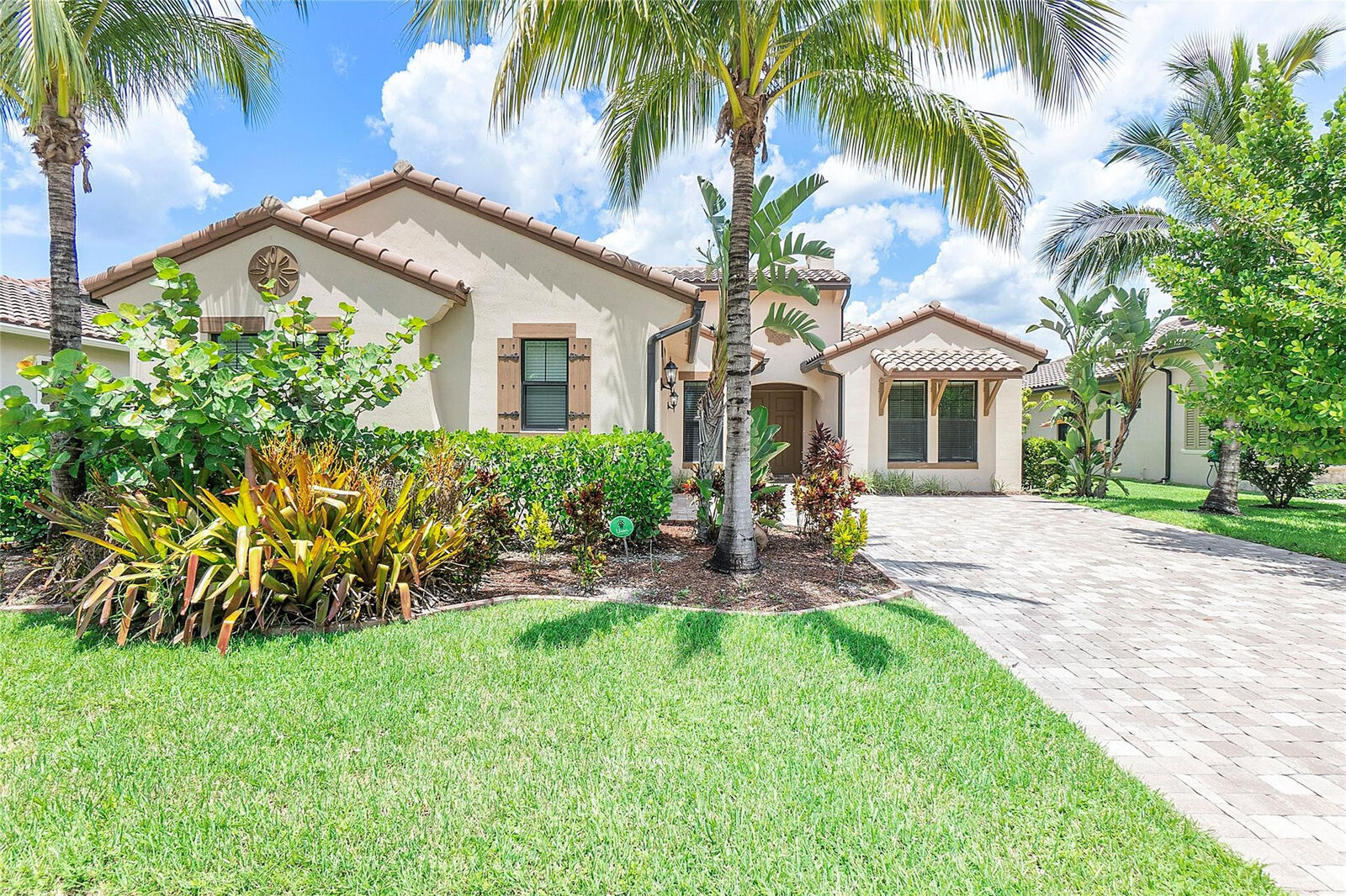 Property Photo:  11705 NW 82nd Court  FL 33076 