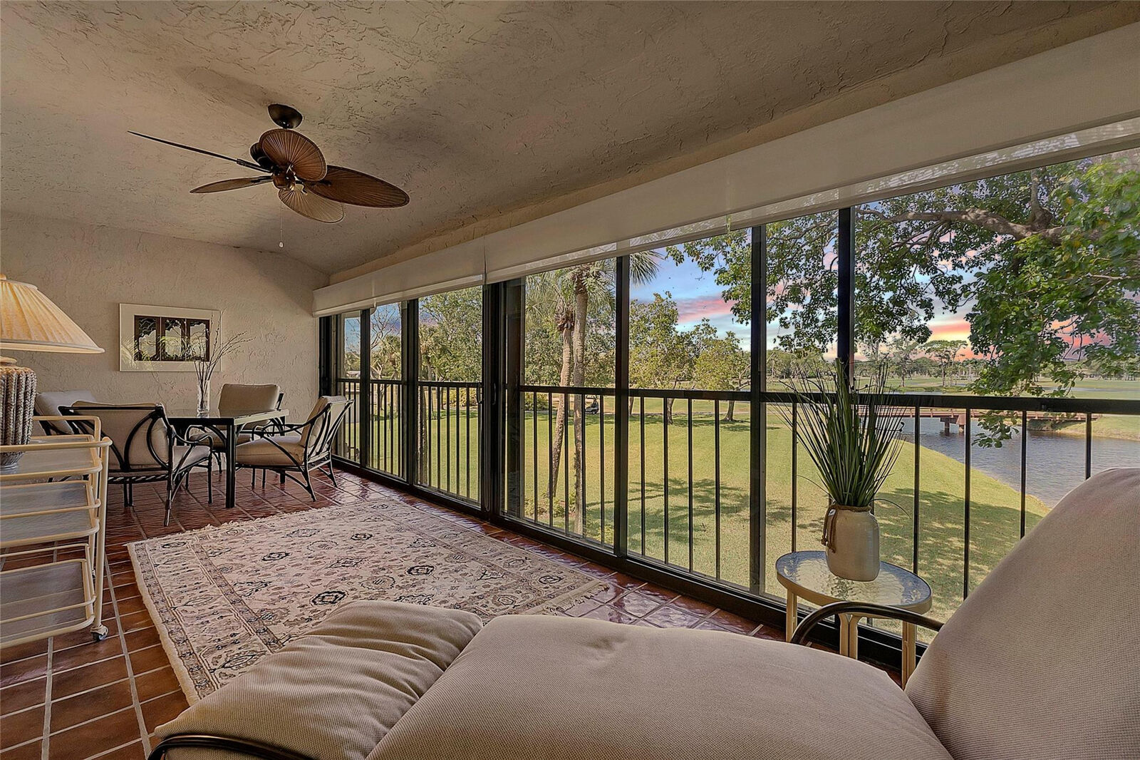 Property Photo: 8210 E Casa Del Lago E FL 33433