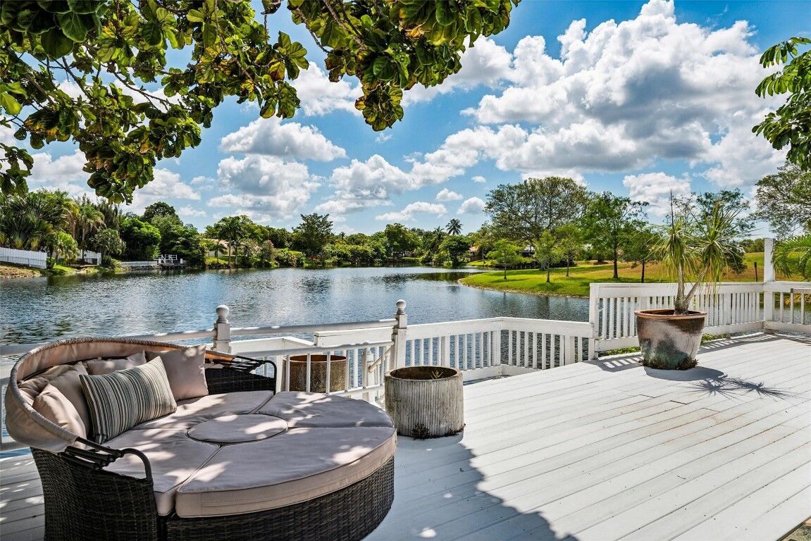 Property Photo:  1480 NW 93rd Terrace  FL 33322 