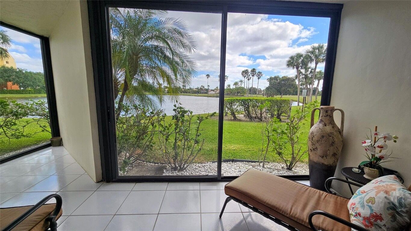 Property Photo: 16401 Golf Club Road 113 FL 33326