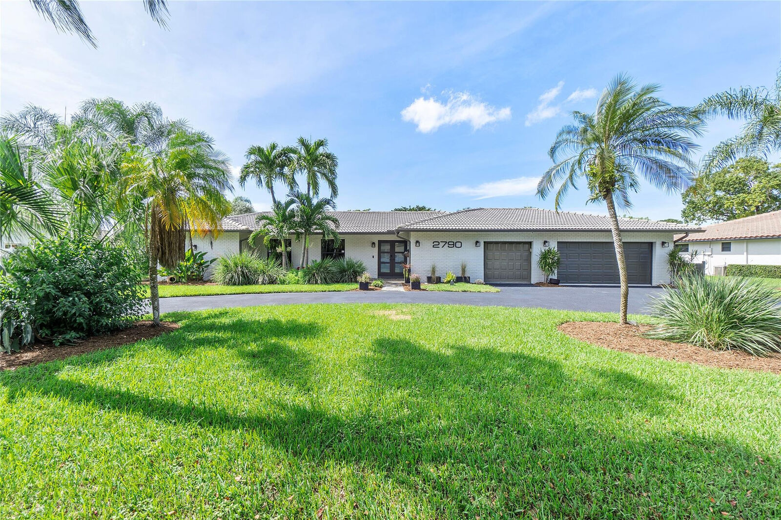Property Photo: 2790 NW 105th Terrace FL 33065