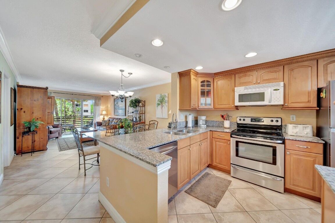 Property Photo:  1541 S Ocean Boulevard 217  FL 33062 