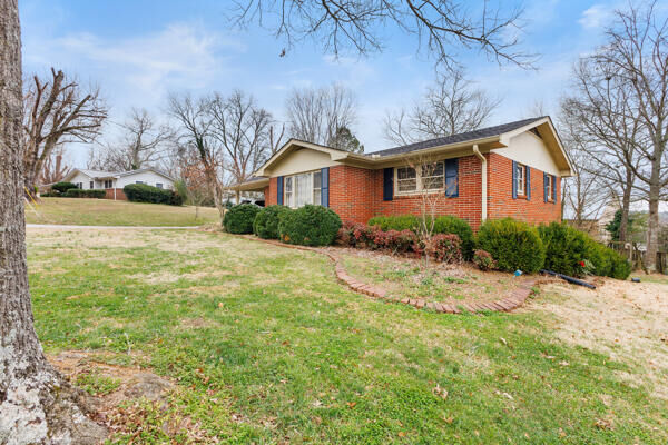 Property Photo:  130 Cherokee Circle  TN 37307 