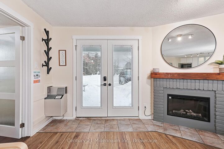 Property Photo:  11 Dawson Drive 707  ON L9Y 5B4 
