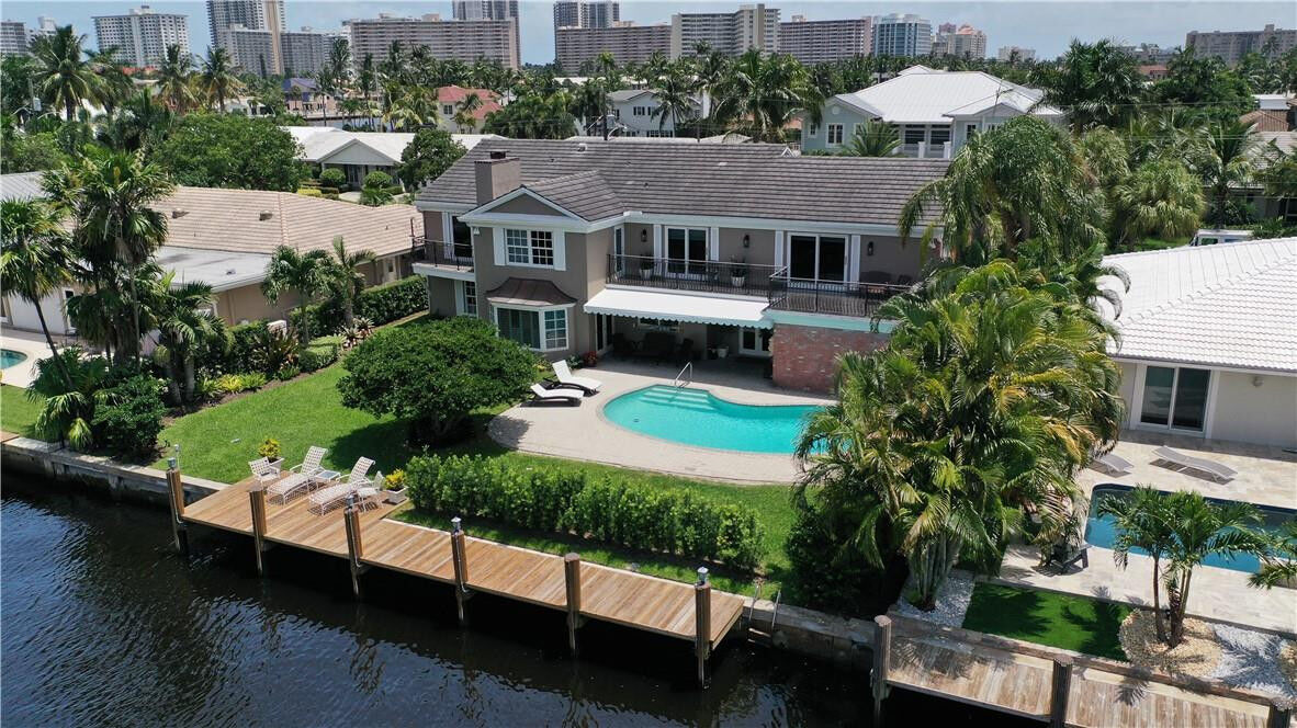Property Photo:  3041 NE 39th Street  FL 33308 