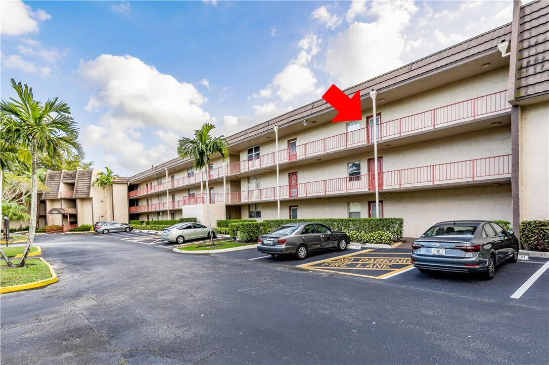 Property Photo:  9400 Lime Bay Boulevard 314  FL 33321 