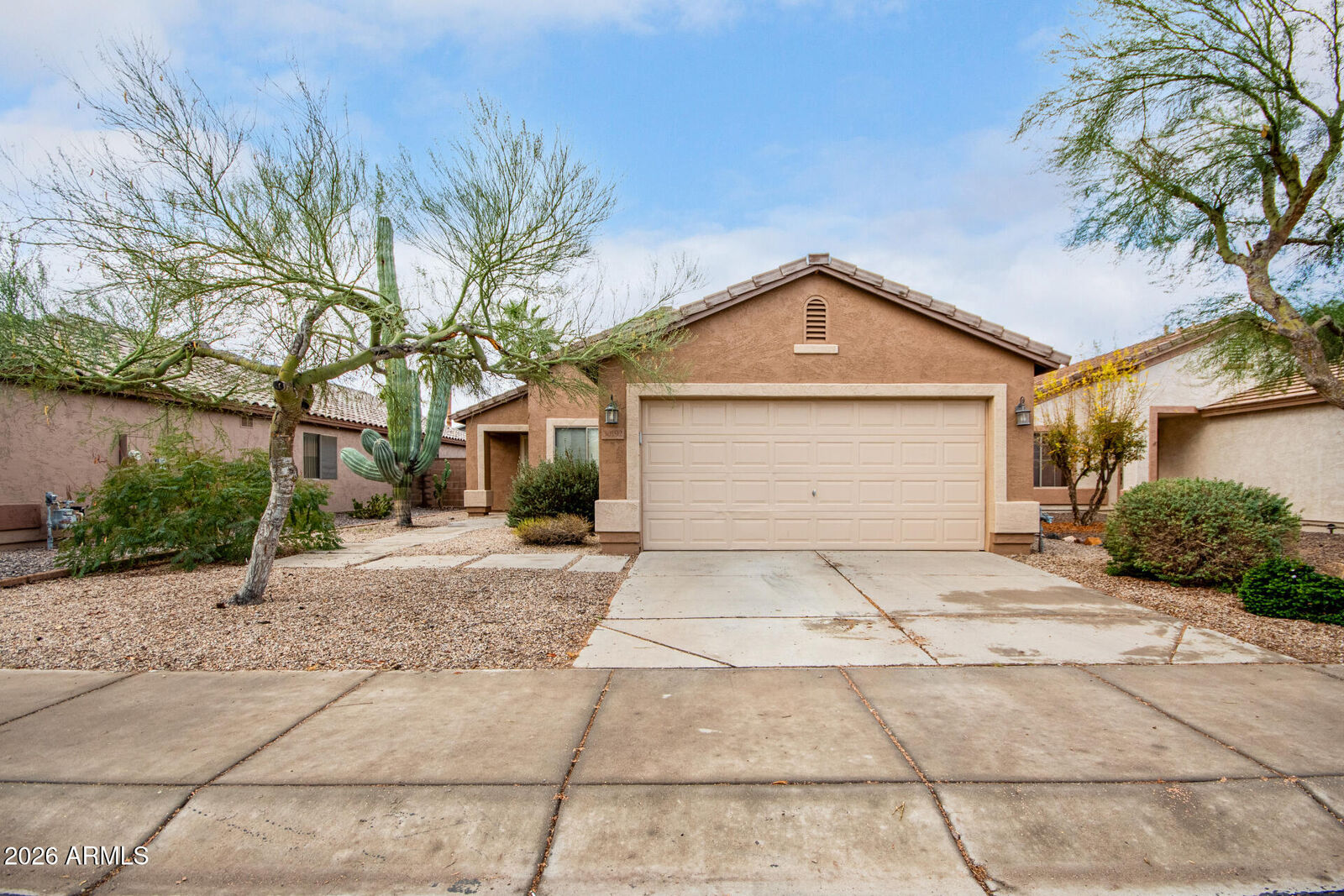 Property Photo: 30192 N Coral Bean Drive AZ 85143