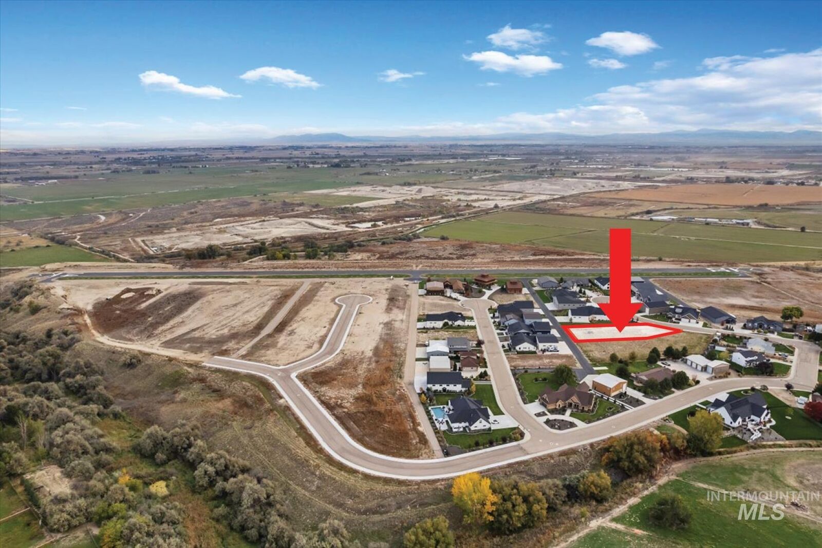 Property Photo:  21238 Rosewood Dr  ID 83626 