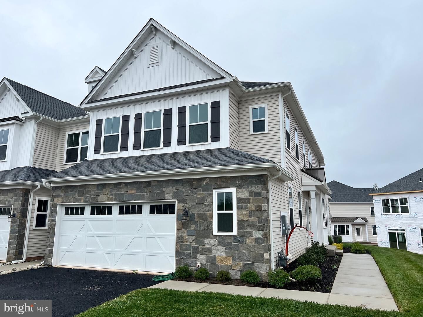 Property Photo:  2 Parry Way  PA 18974 