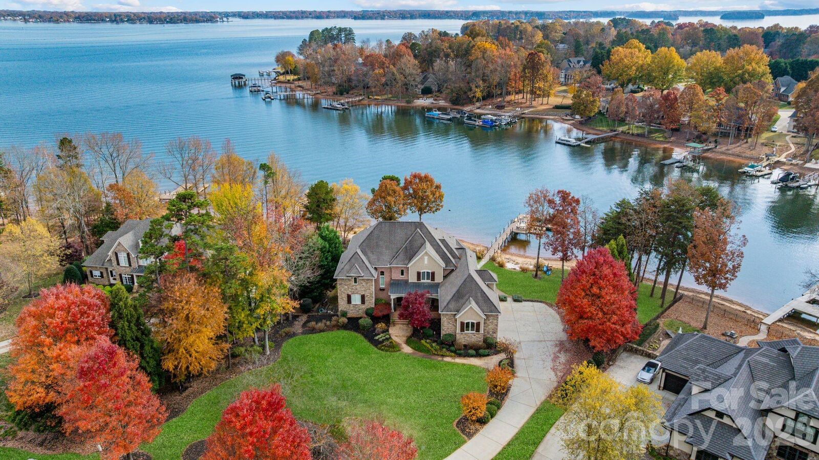 Property Photo:  253 Milford Circle  NC 28117 