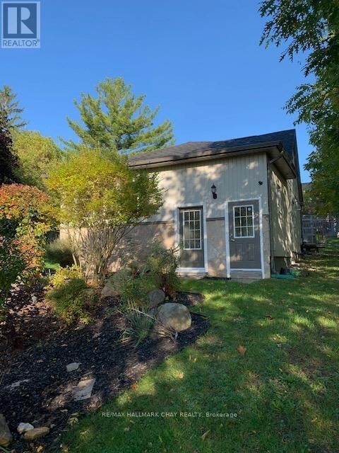 Property Photo: 32 Grove Street West 1, 2, 3 ON L4N 1M7