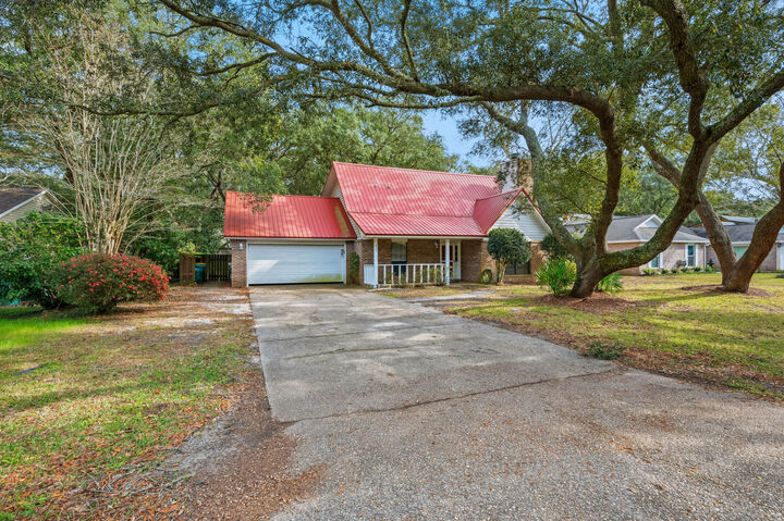 Property Photo:  254 W Dominica Circle  FL 32578 