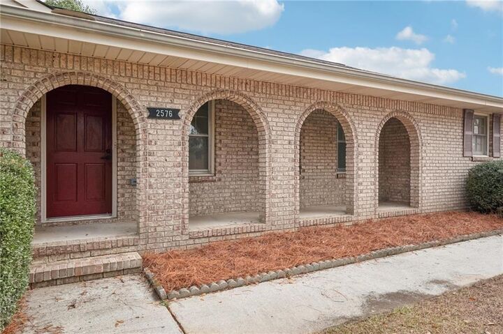 Property Photo: 2576 Ashworth Lake Road GA 30078