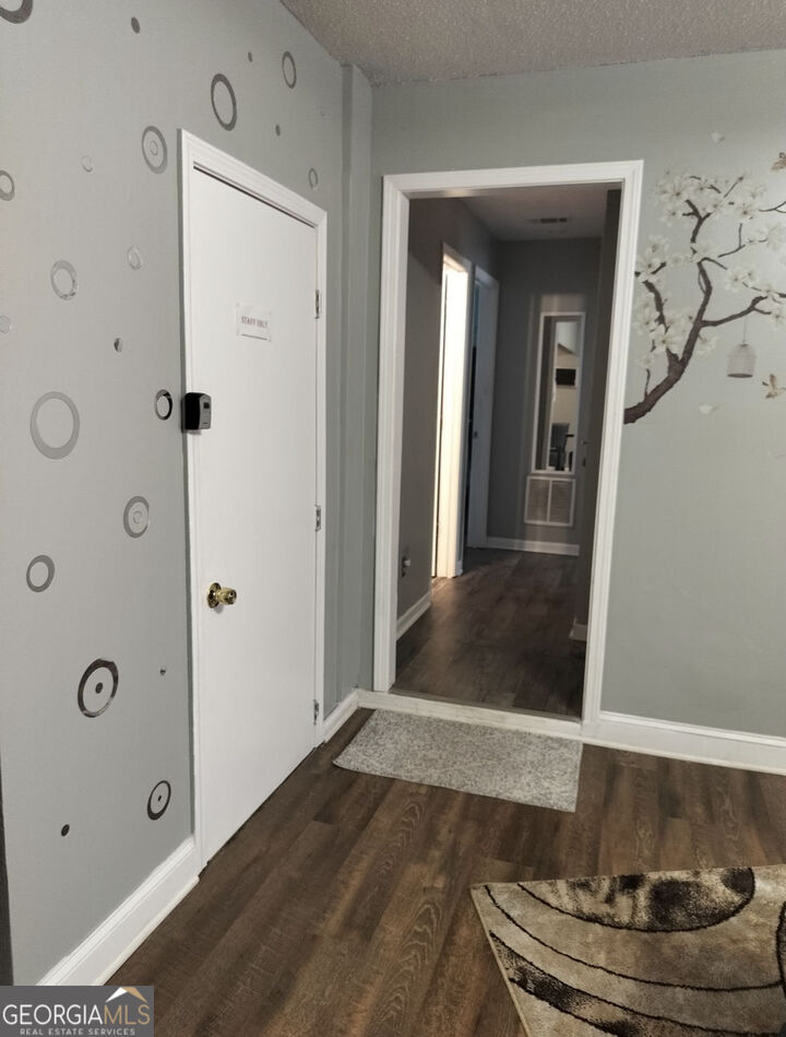 Property Photo:  7567 Sugarcreek Drive  GA 30296 