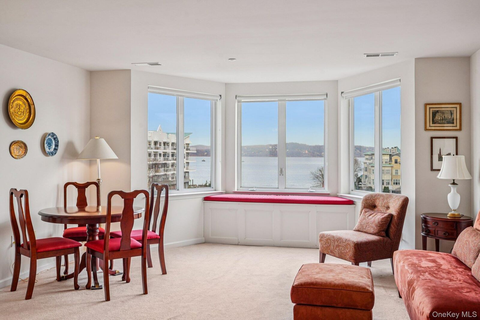 Property Photo:  1316 Round Pointe Drive 1316  NY 10927 