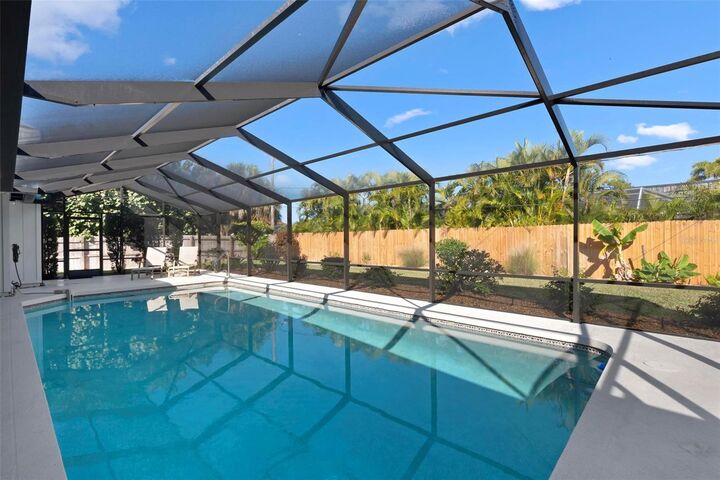 Property Photo:  393 Flamingo Drive  FL 34285 