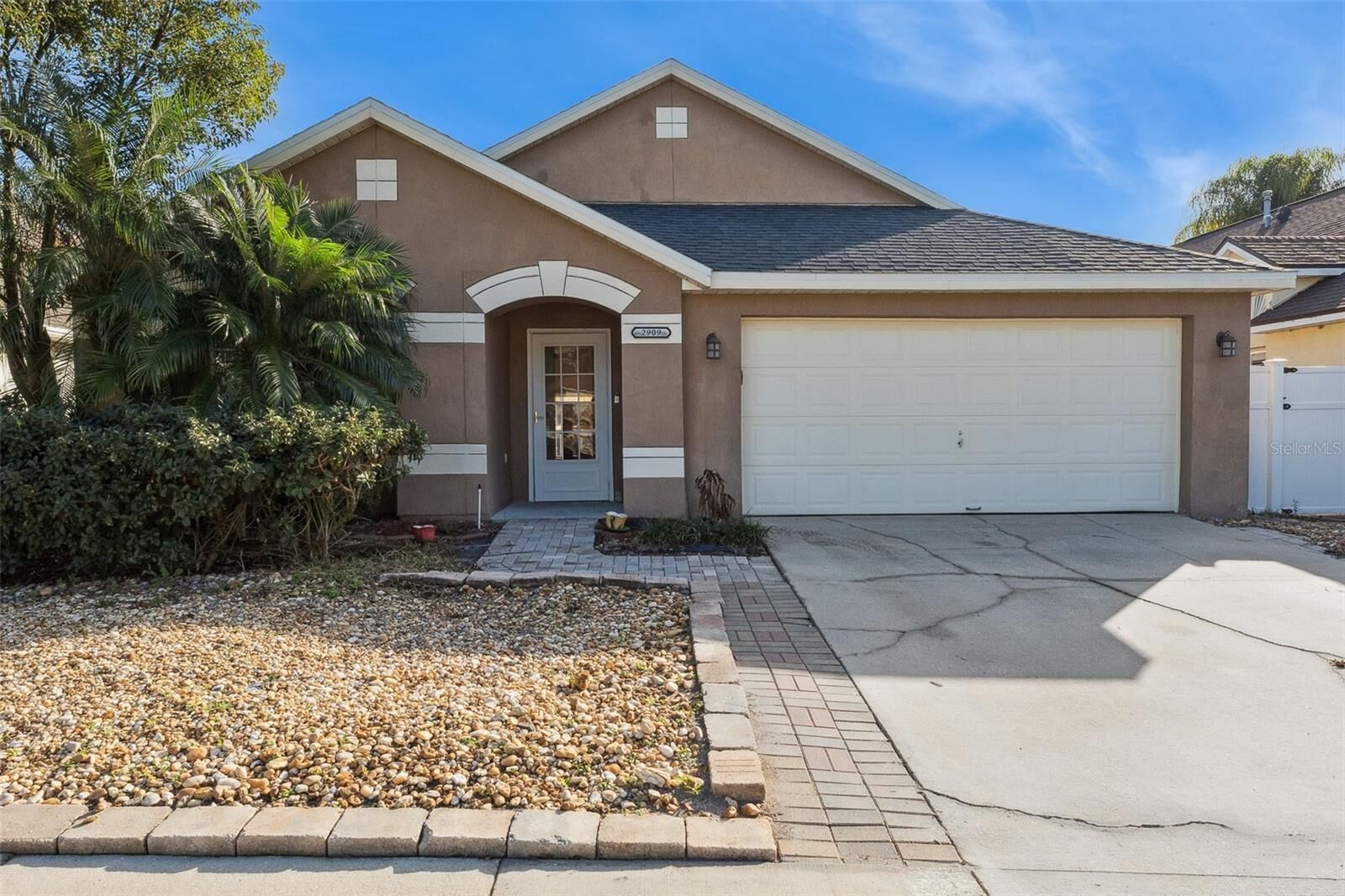 Property Photo: 2909 Egrets Landing Drive FL 32746