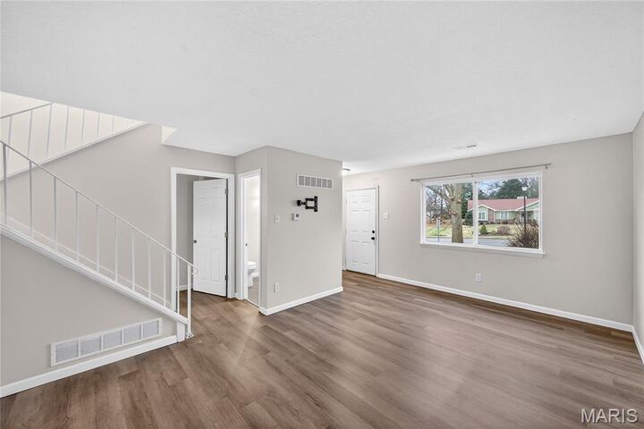 Property Photo: 2305 Gascony Drive 2305 MO 63367