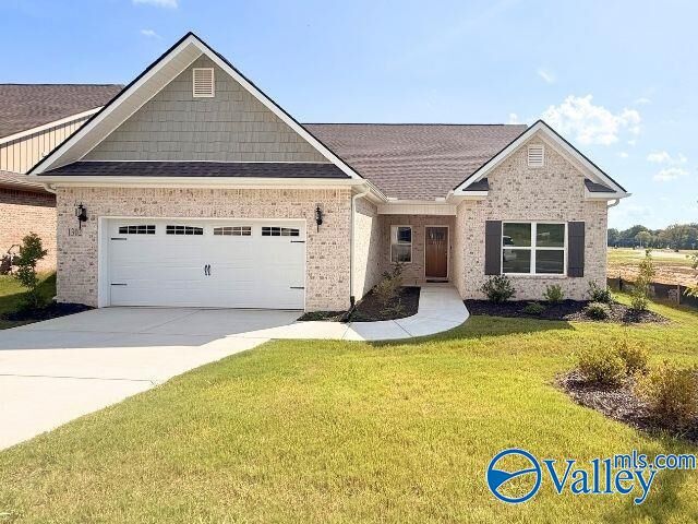Property Photo: 1302 Vermilion Circle AL 35803