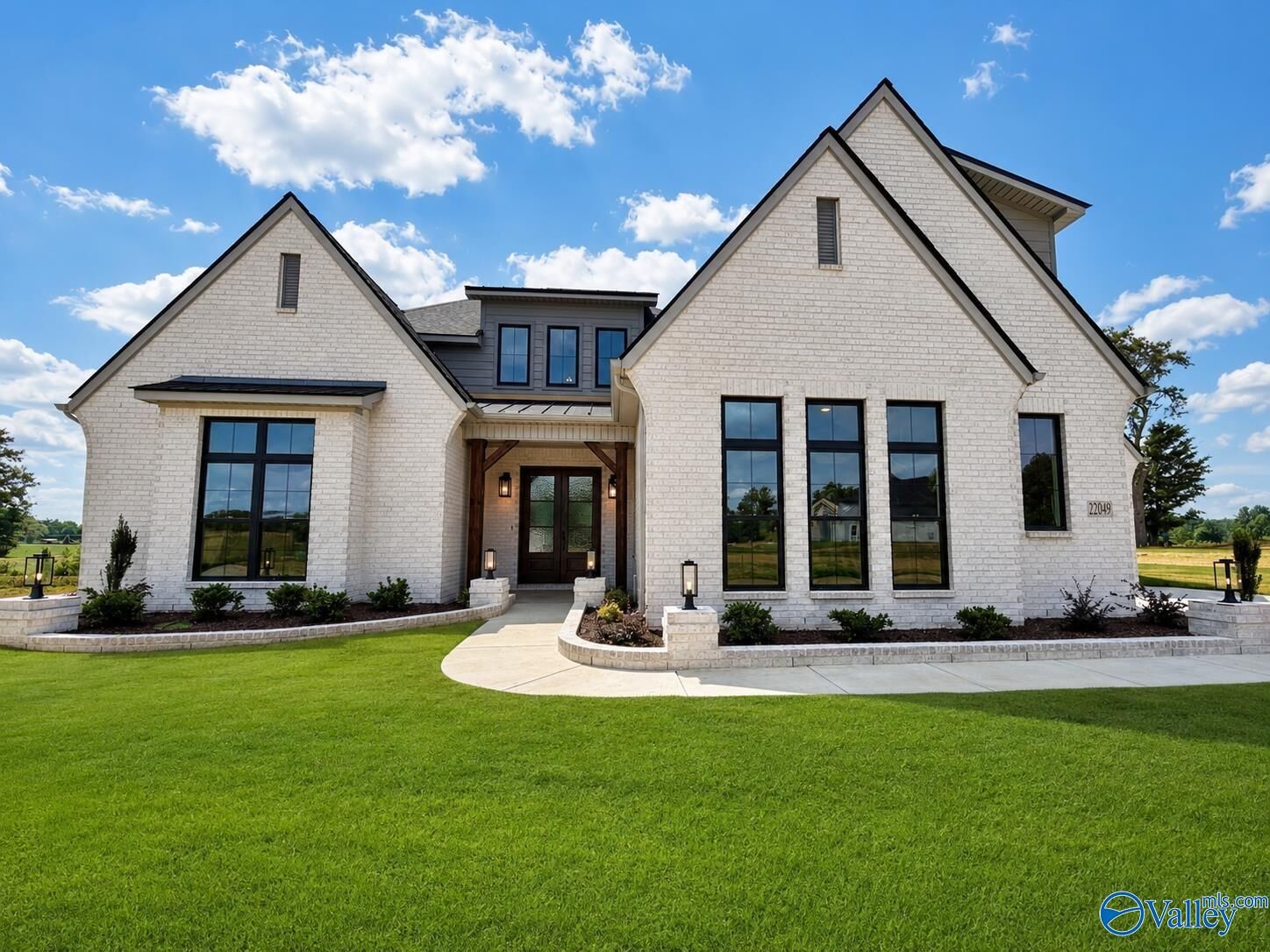 Property Photo:  22049 Spyglass Lane  AL 35613 