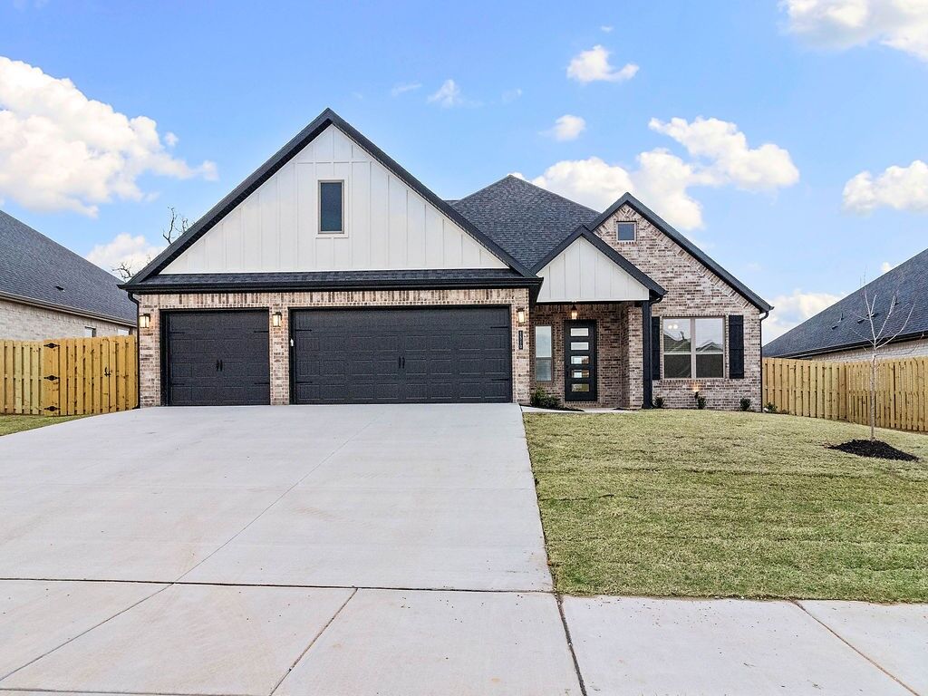 Property Photo:  1510 Lookout Lane  AR 72718 