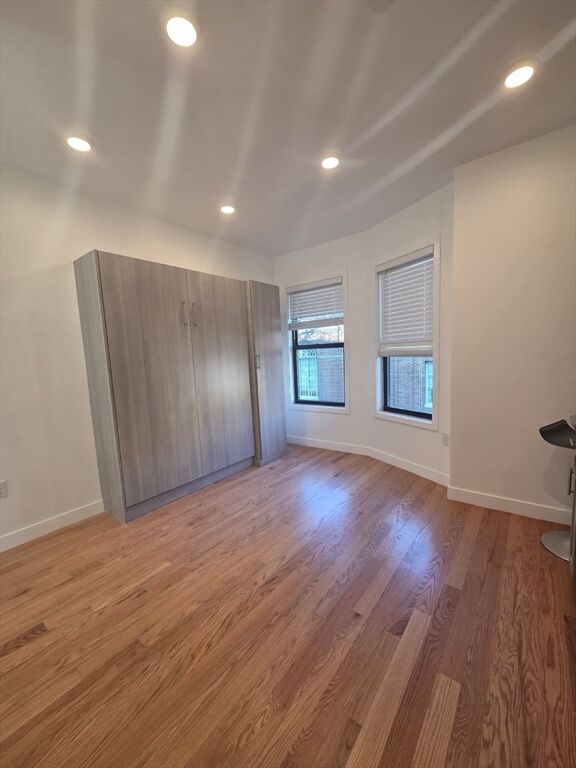Property Photo:  165 Hawthorne St 205  MA 02150 