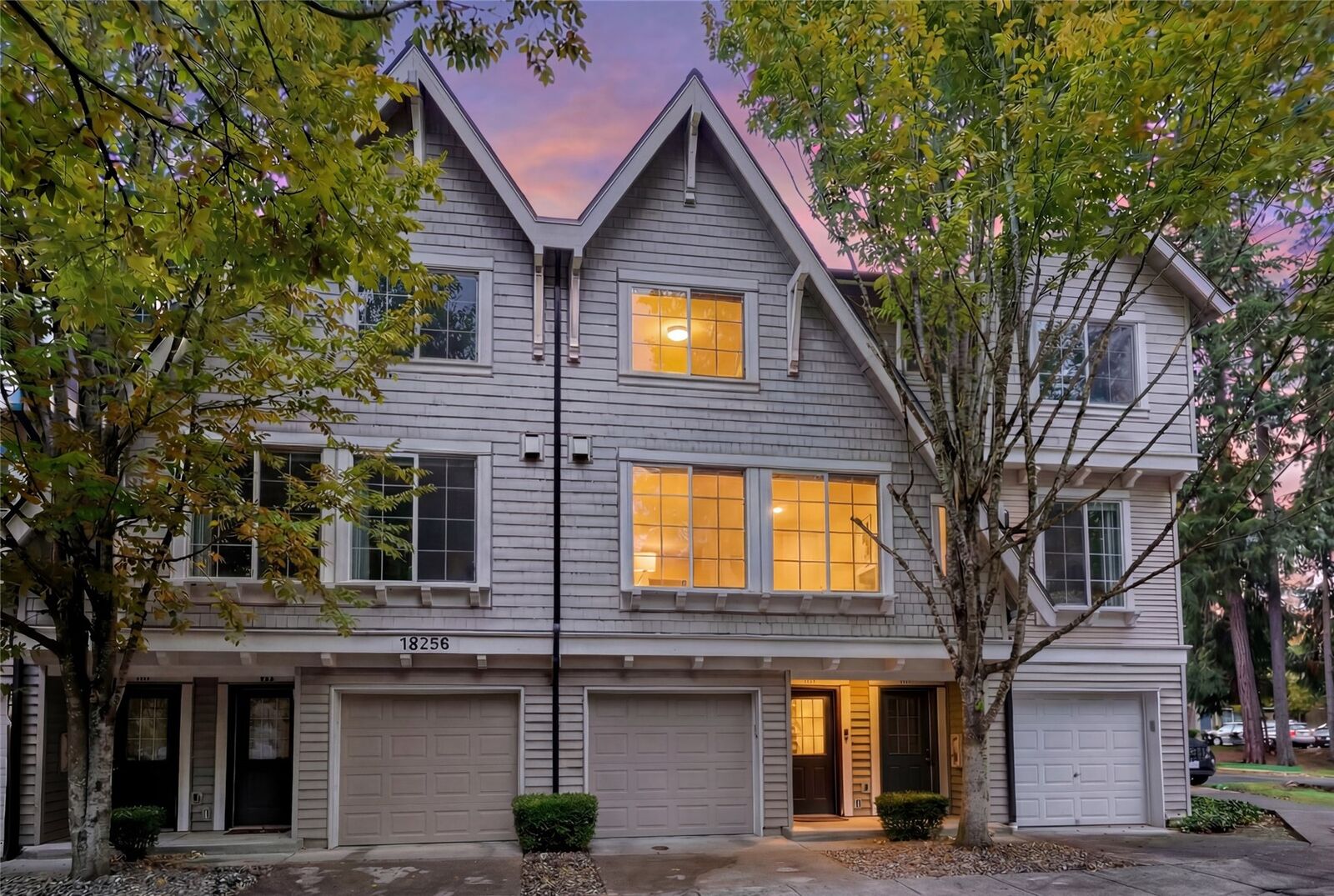 Property Photo:  18258 NE 96th Way 103  WA 98052 