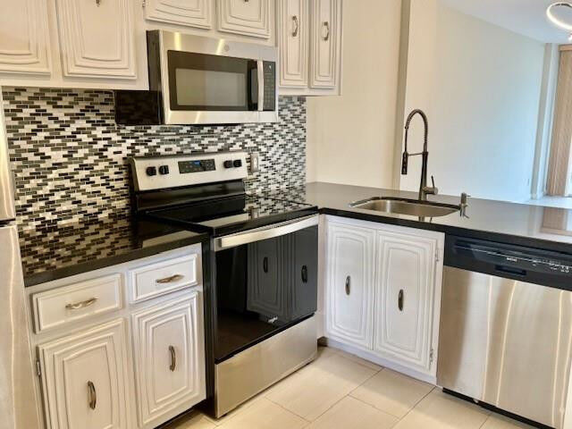 Property Photo:  105 Royal Park Drive 4D  FL 33309 